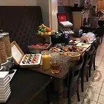 Carillon Hotel