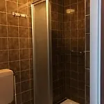 カリロン ホテル 2*