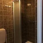 カリロン ホテル 2*