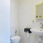 カリロン ホテル