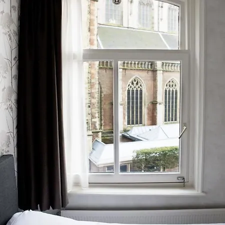 Carillon Hotel