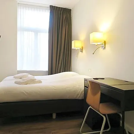 Hotel Carillon 2*